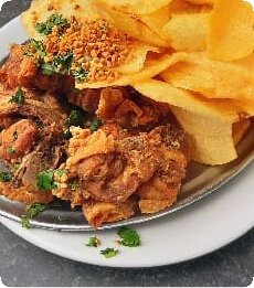 combinado-frango-passarinho-batata-portuguesa